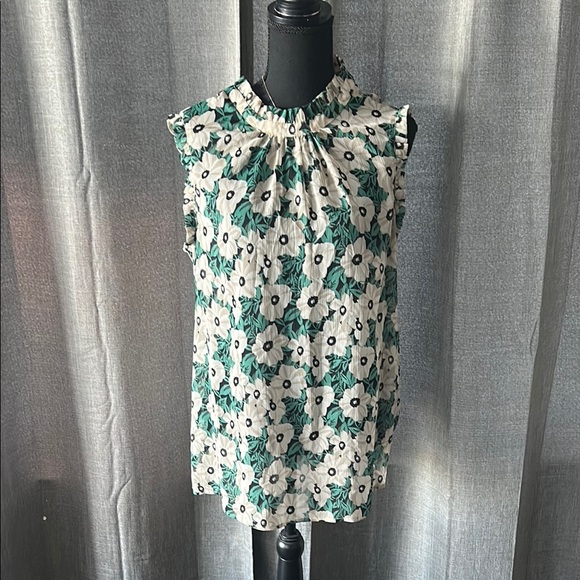 Who What Wear Ruffled Green and White Sleeveless Blouse - Picture 1 of 4
